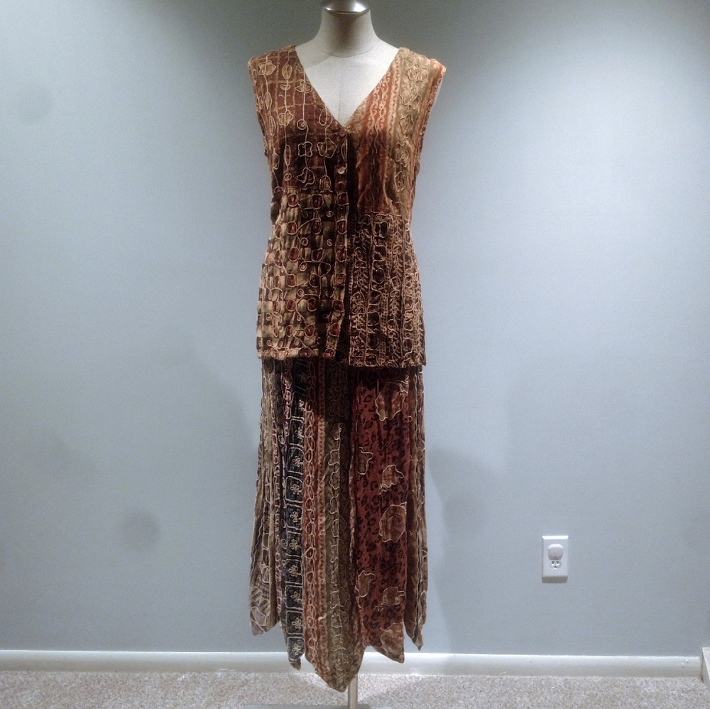 Sacred Threads Two Piece Skirt Outfit